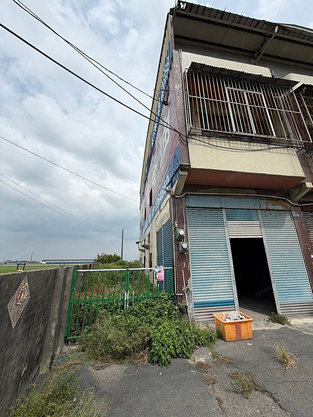 彰化竹塘|中央路四房透天|建物側面