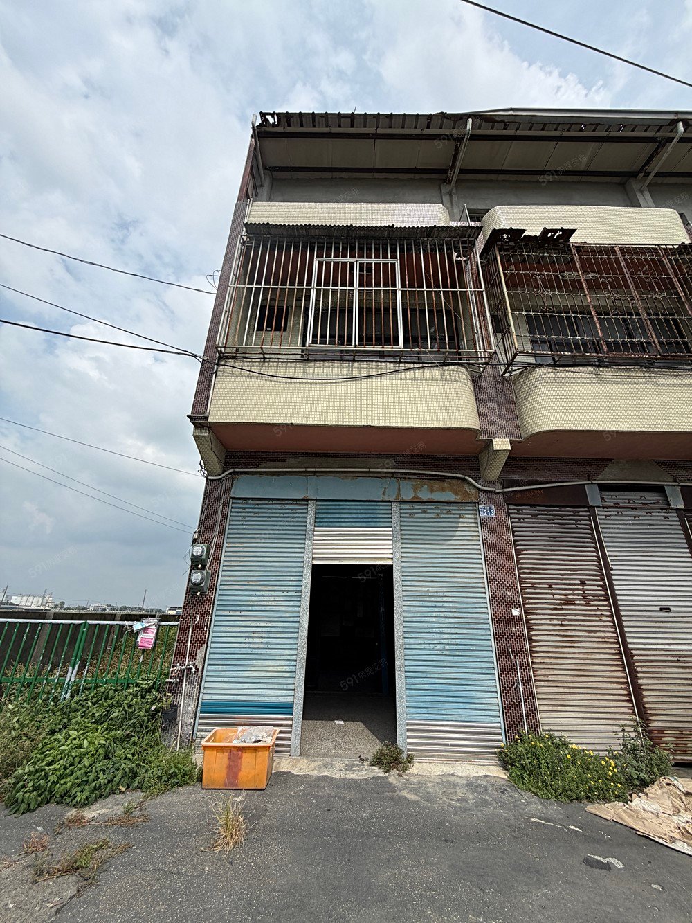 彰化竹塘|中央路四房透天|建物正面